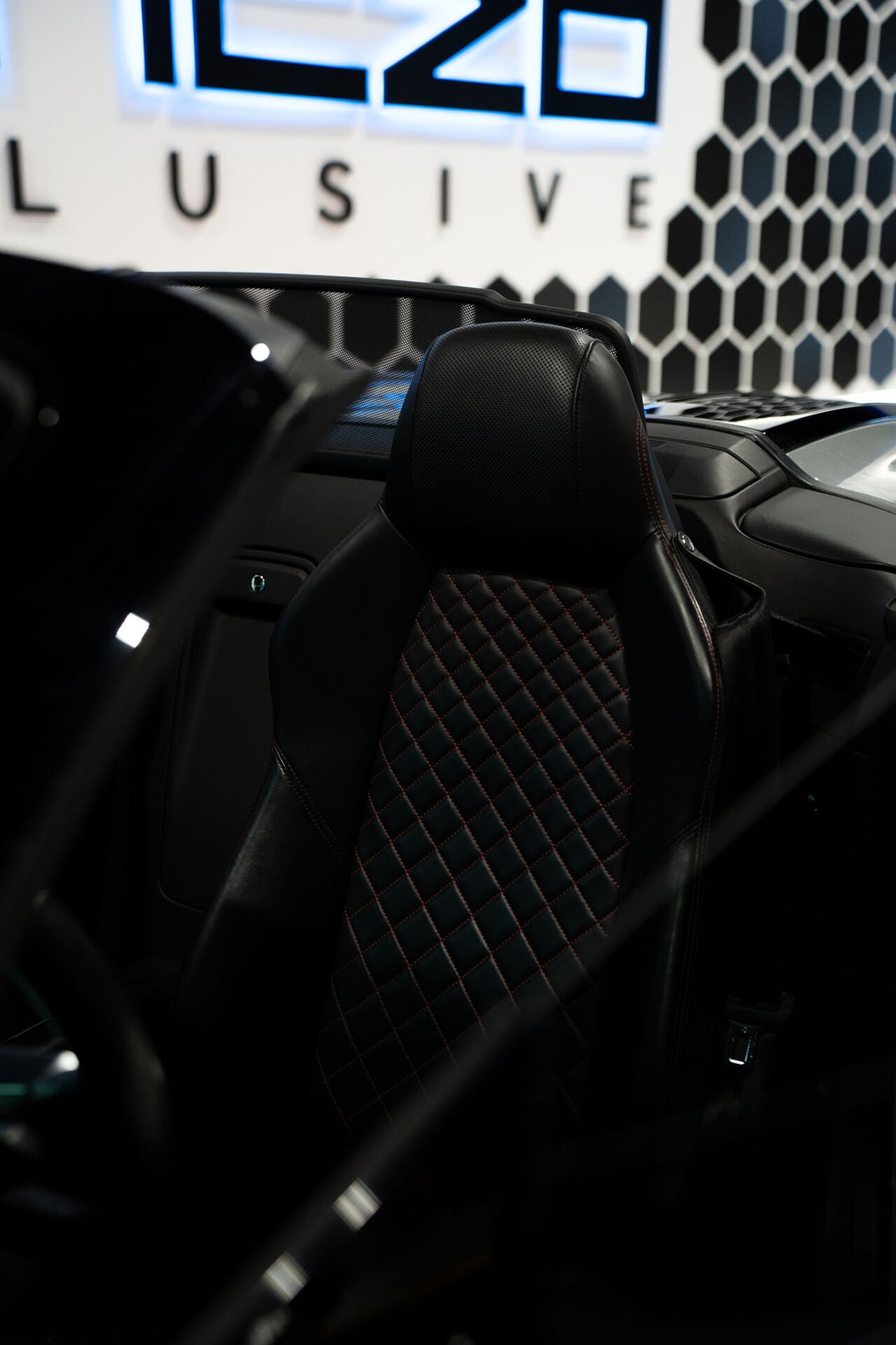 AUDI R8 V10 PLUS SPYDER