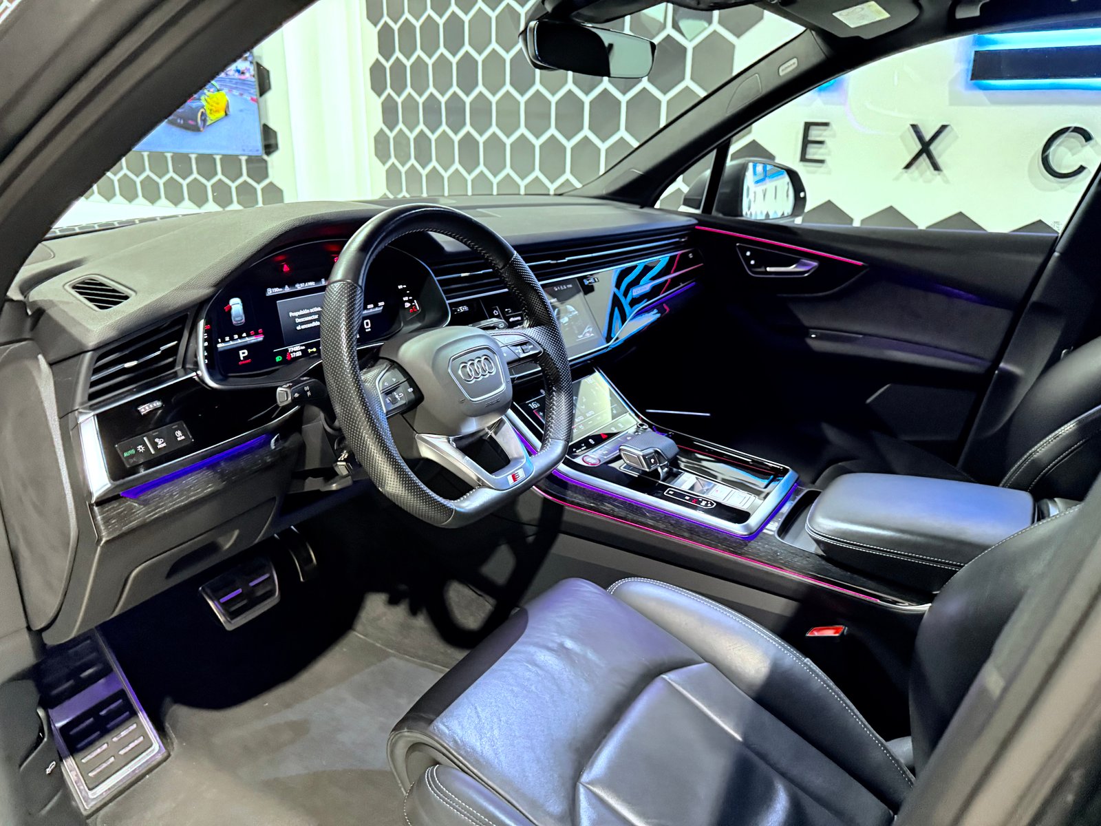 AUDI SQ7 4.0 V8 TDI