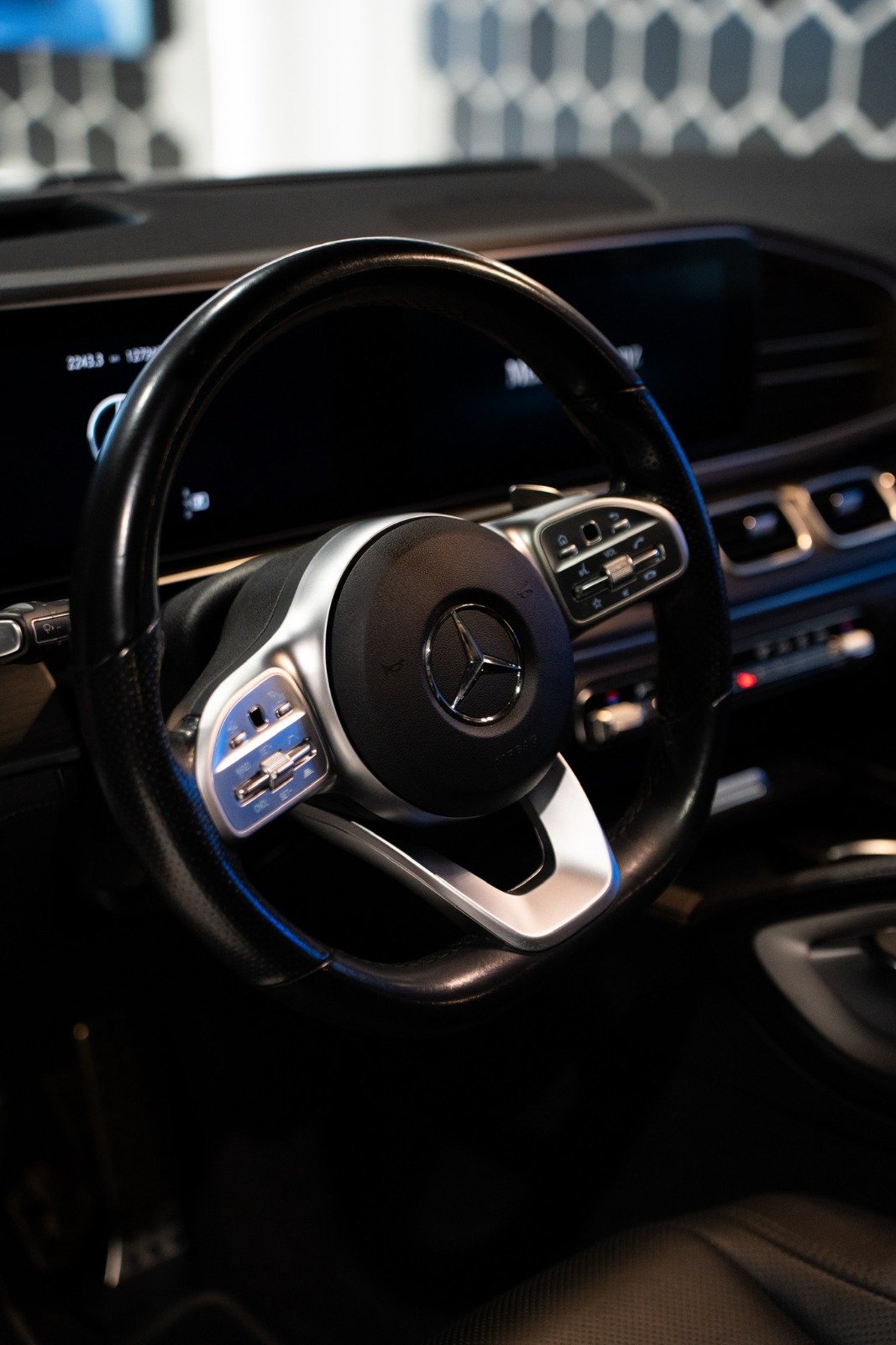 MERCEDES-BENZ GLE 400d AMG