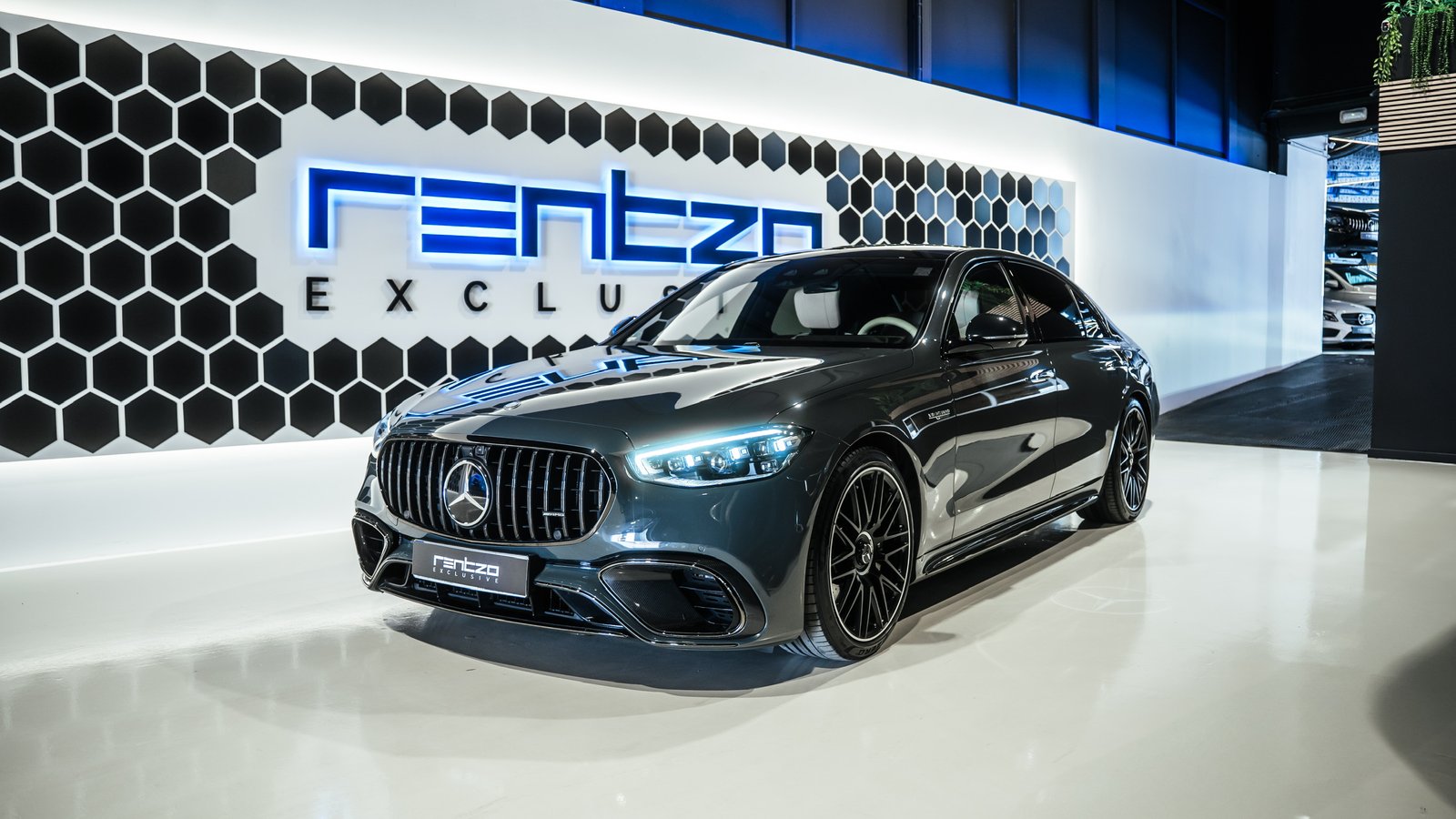 MERCEDES-BENZ S-class S63 AMG  E-PERFORMANCE