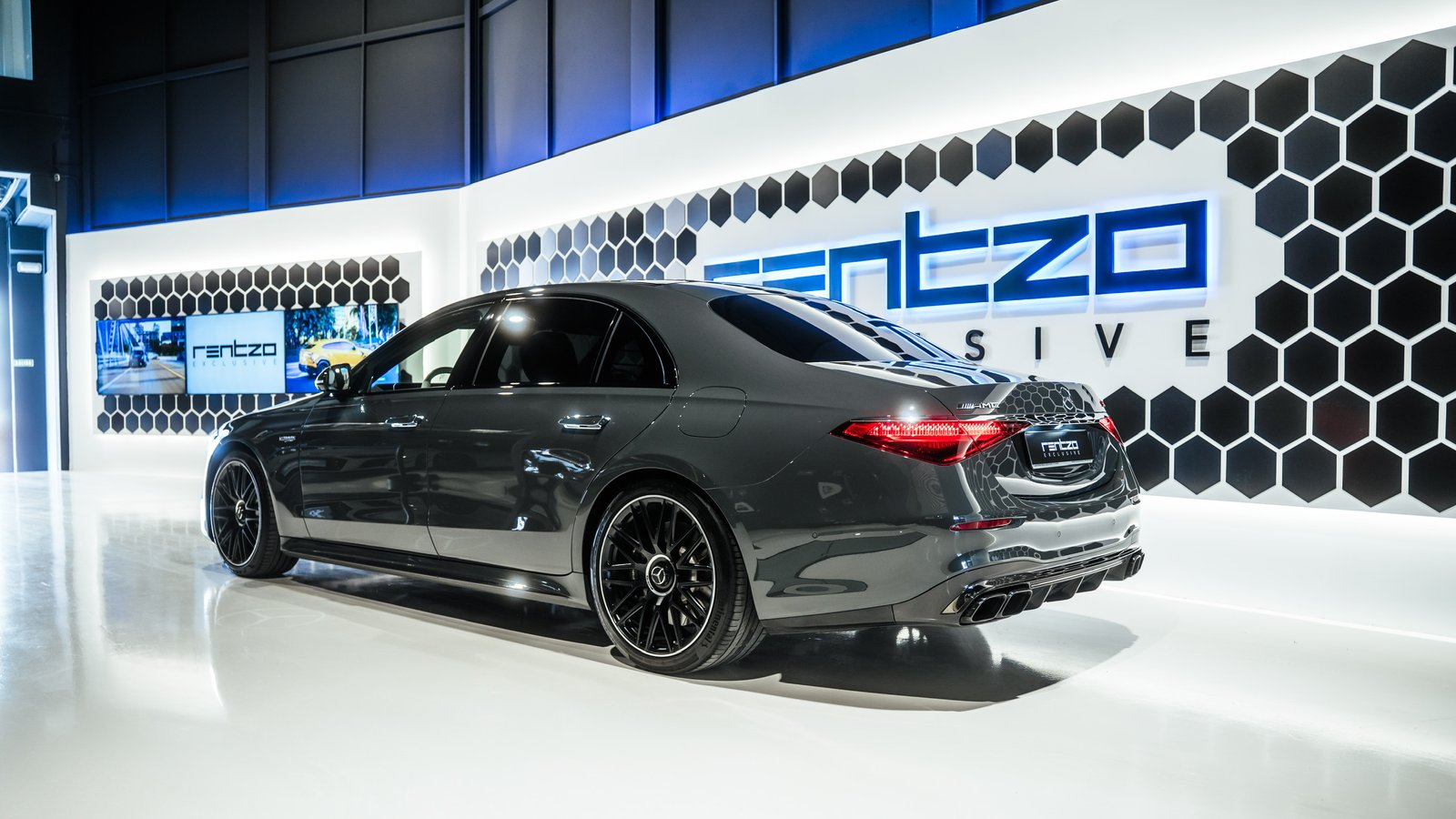 MERCEDES-BENZ S-class S63 AMG  E-PERFORMANCE