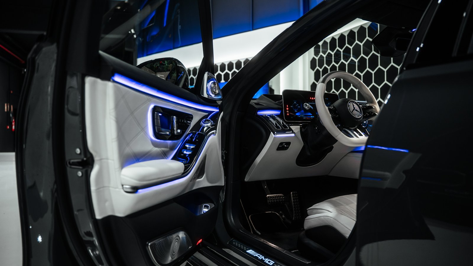 MERCEDES-BENZ S-class S63 AMG  E-PERFORMANCE