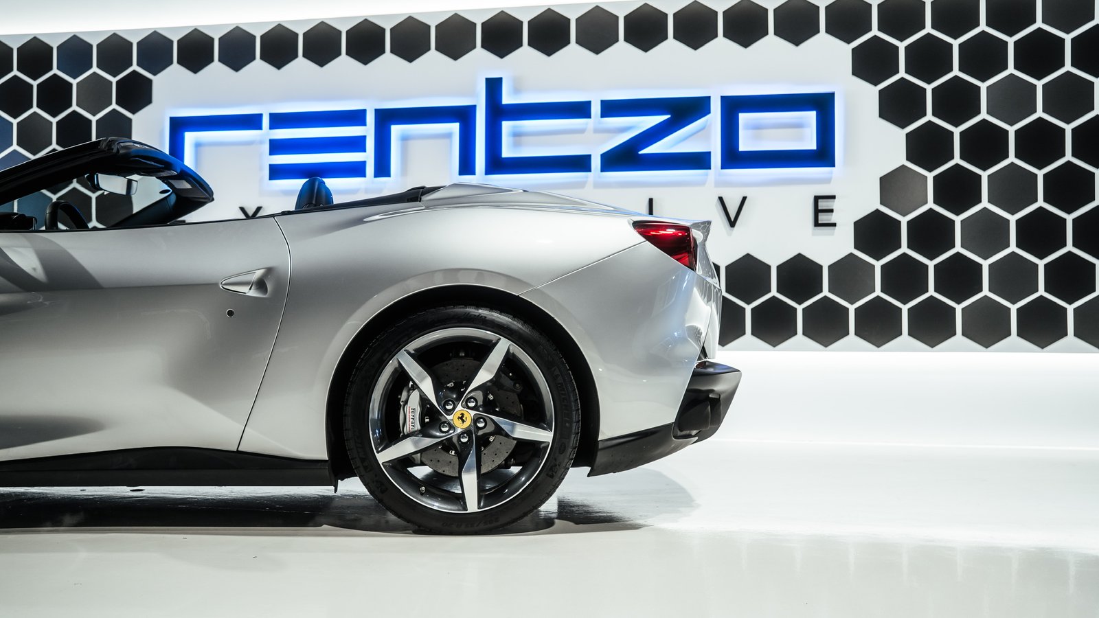 FERRARI Portofino M