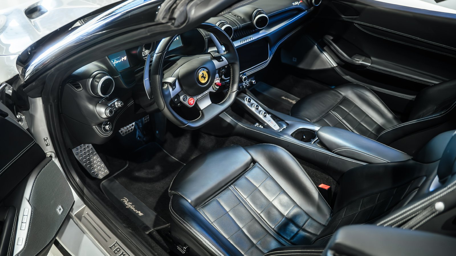 FERRARI Portofino M