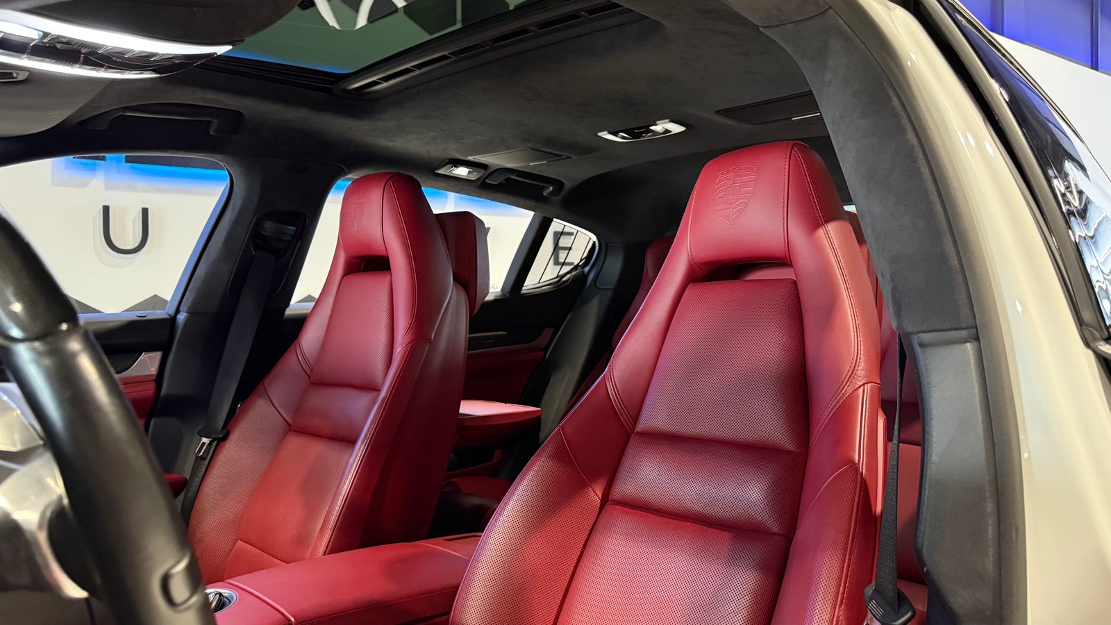 PORSCHE Panamera Turbo S