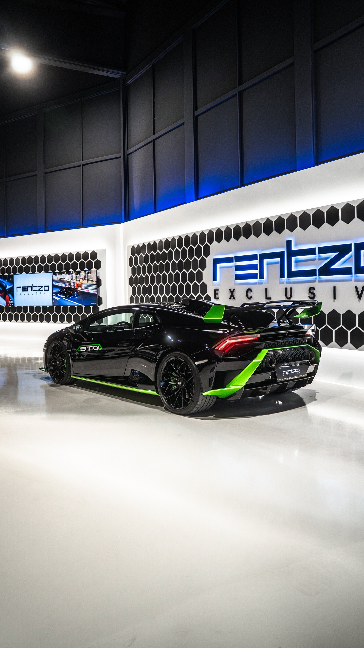 LAMBORGHINI HURACAN STO