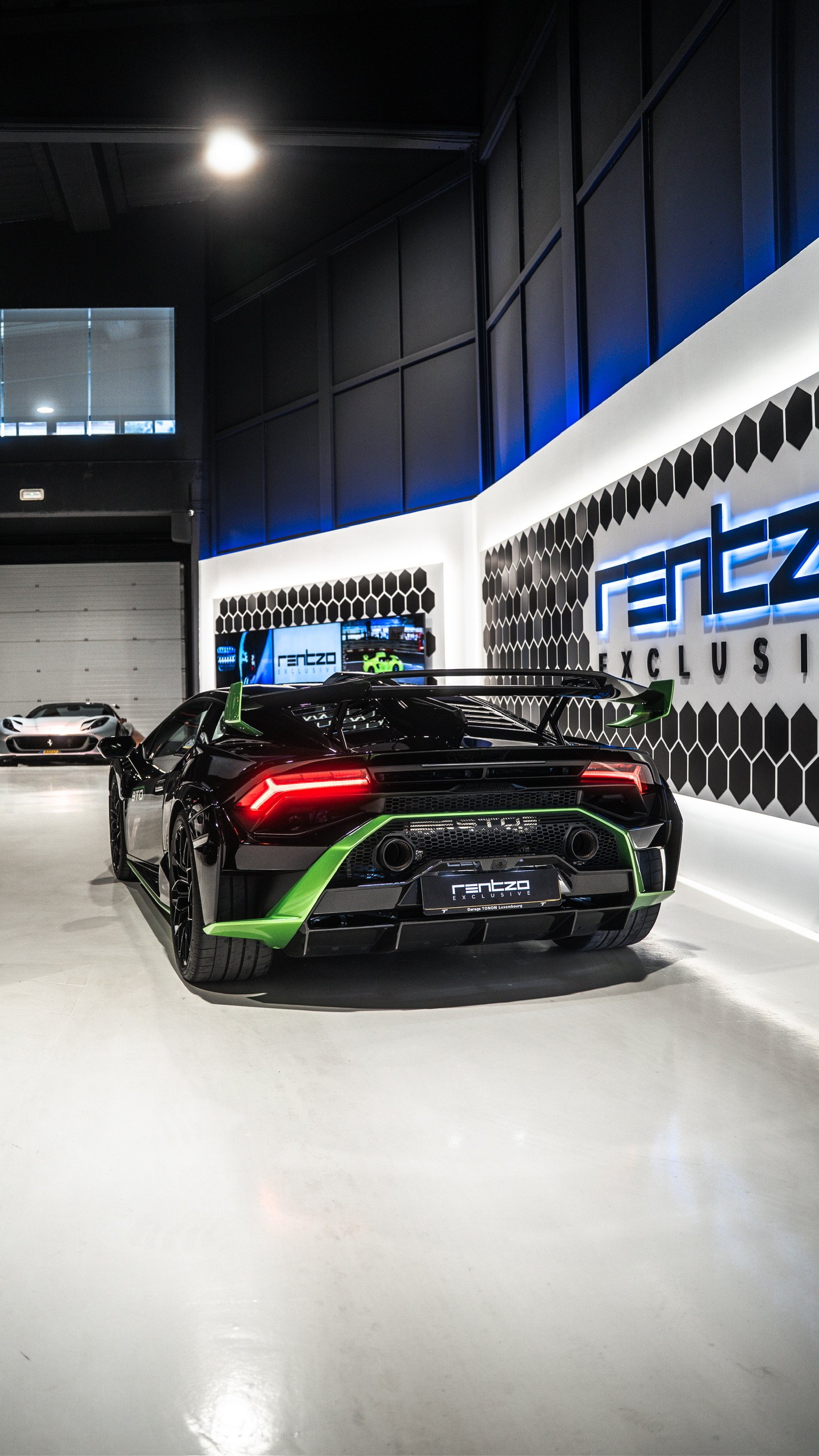 LAMBORGHINI HURACAN STO
