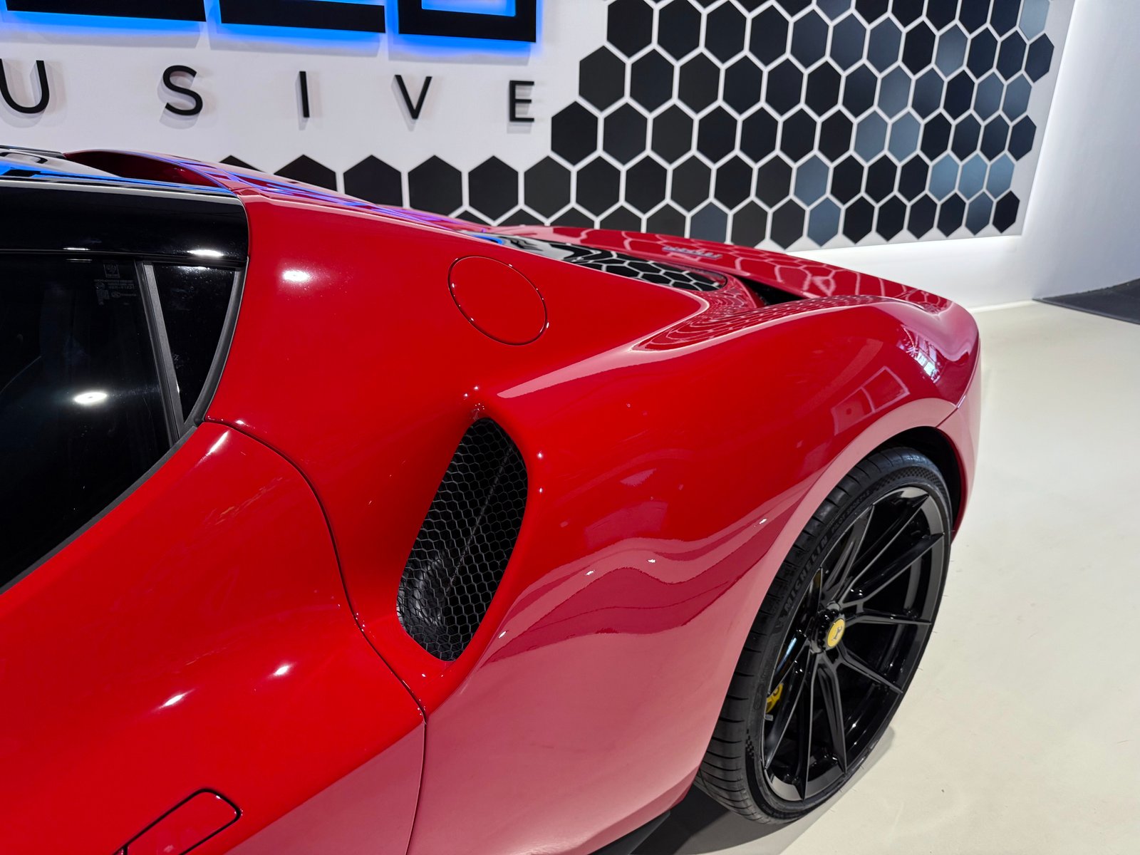 FERRARI 296 GTC Novitec