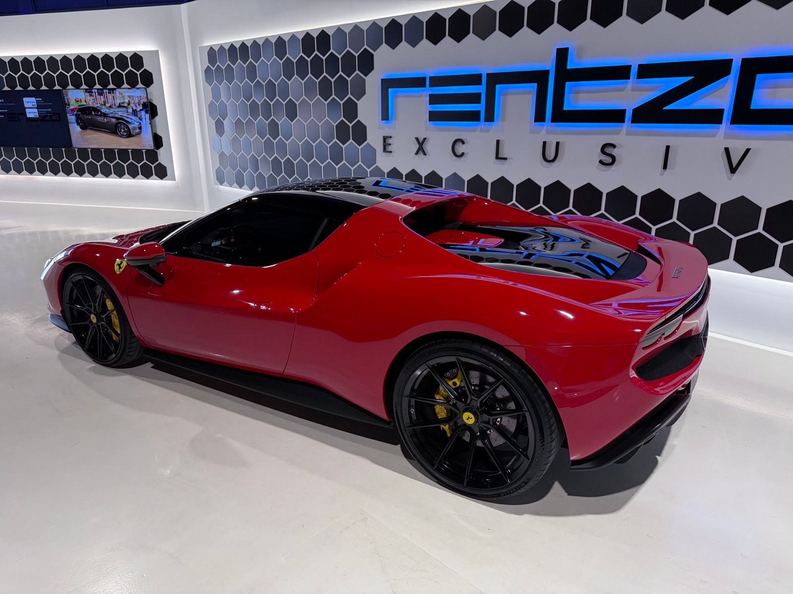FERRARI 296 GTC Novitec