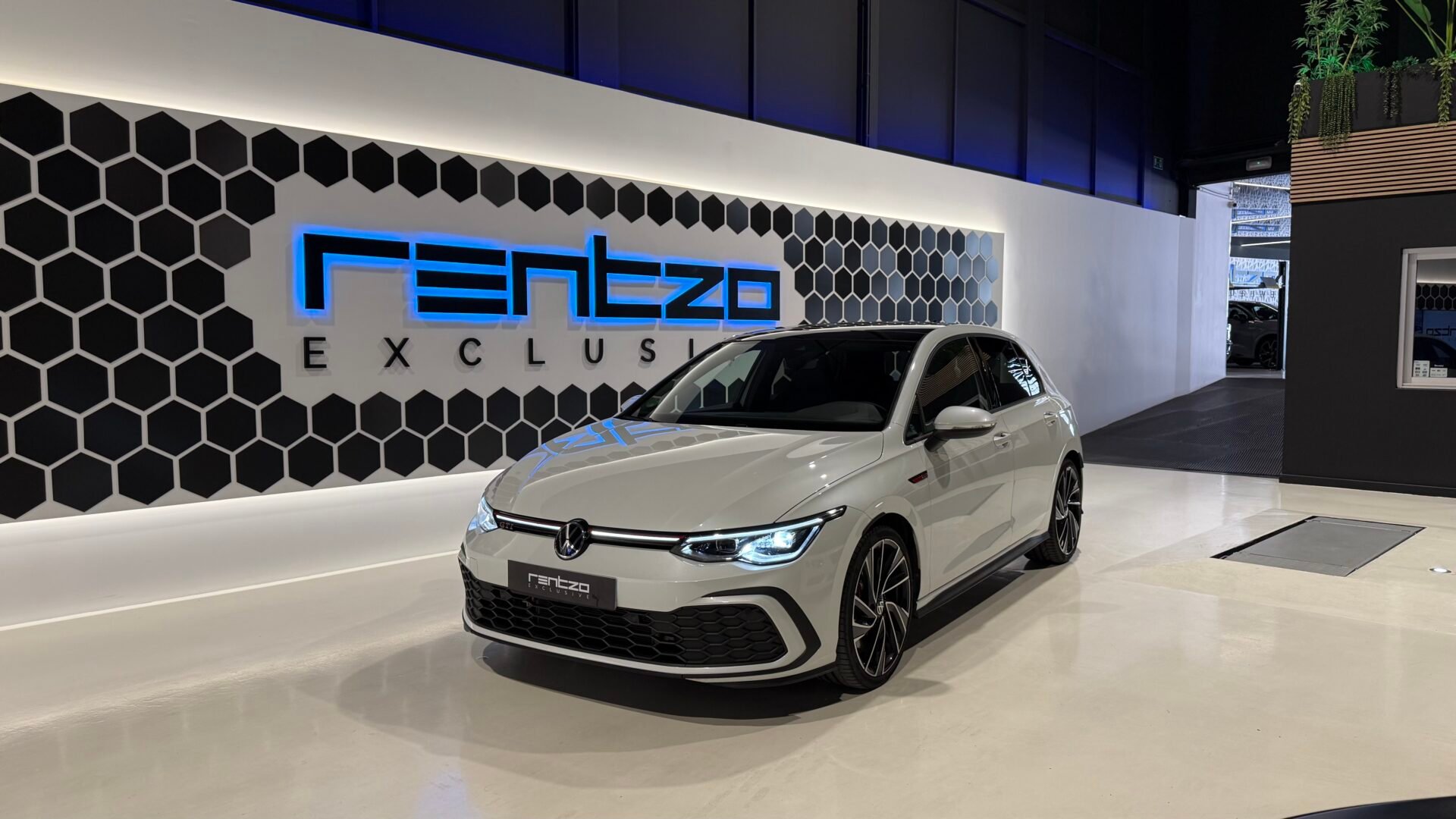 VOLKSWAGEN Golf 8 GTI