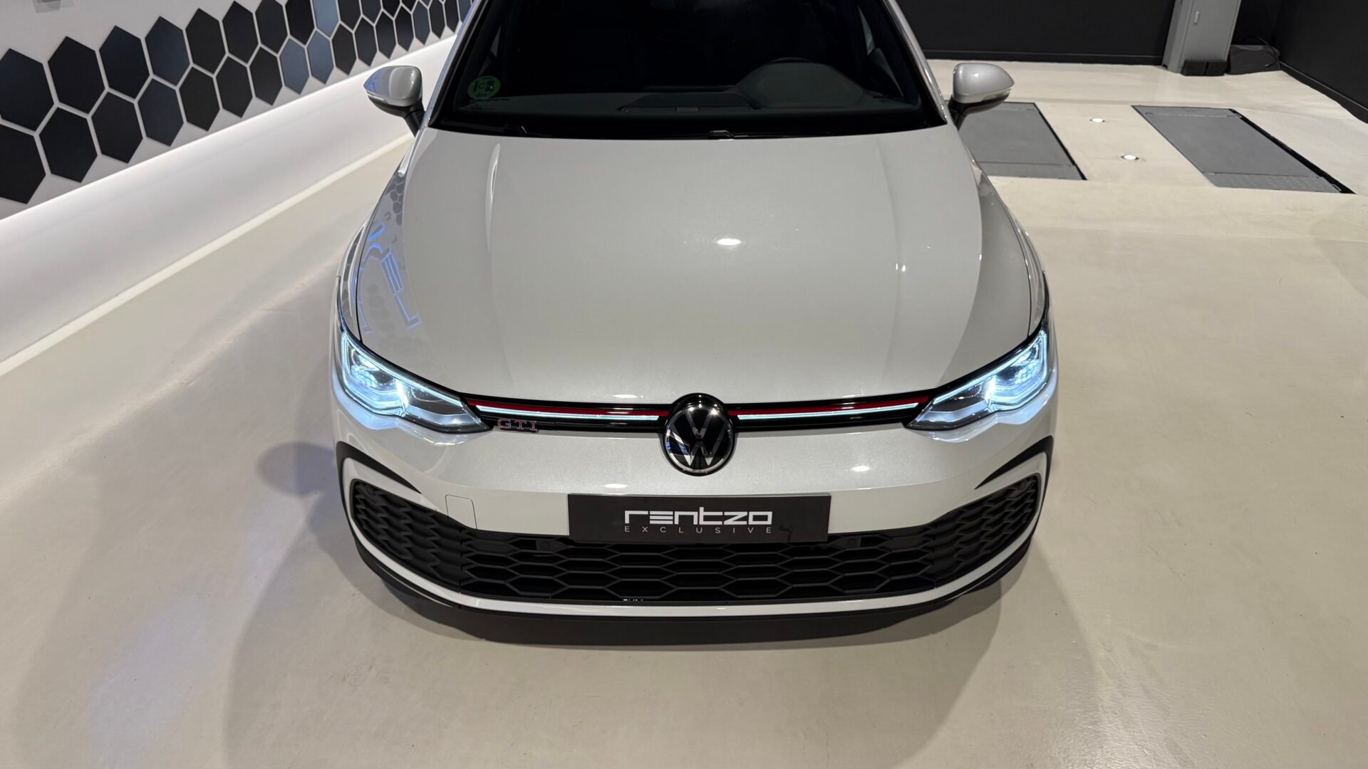 VOLKSWAGEN Golf 8 GTI