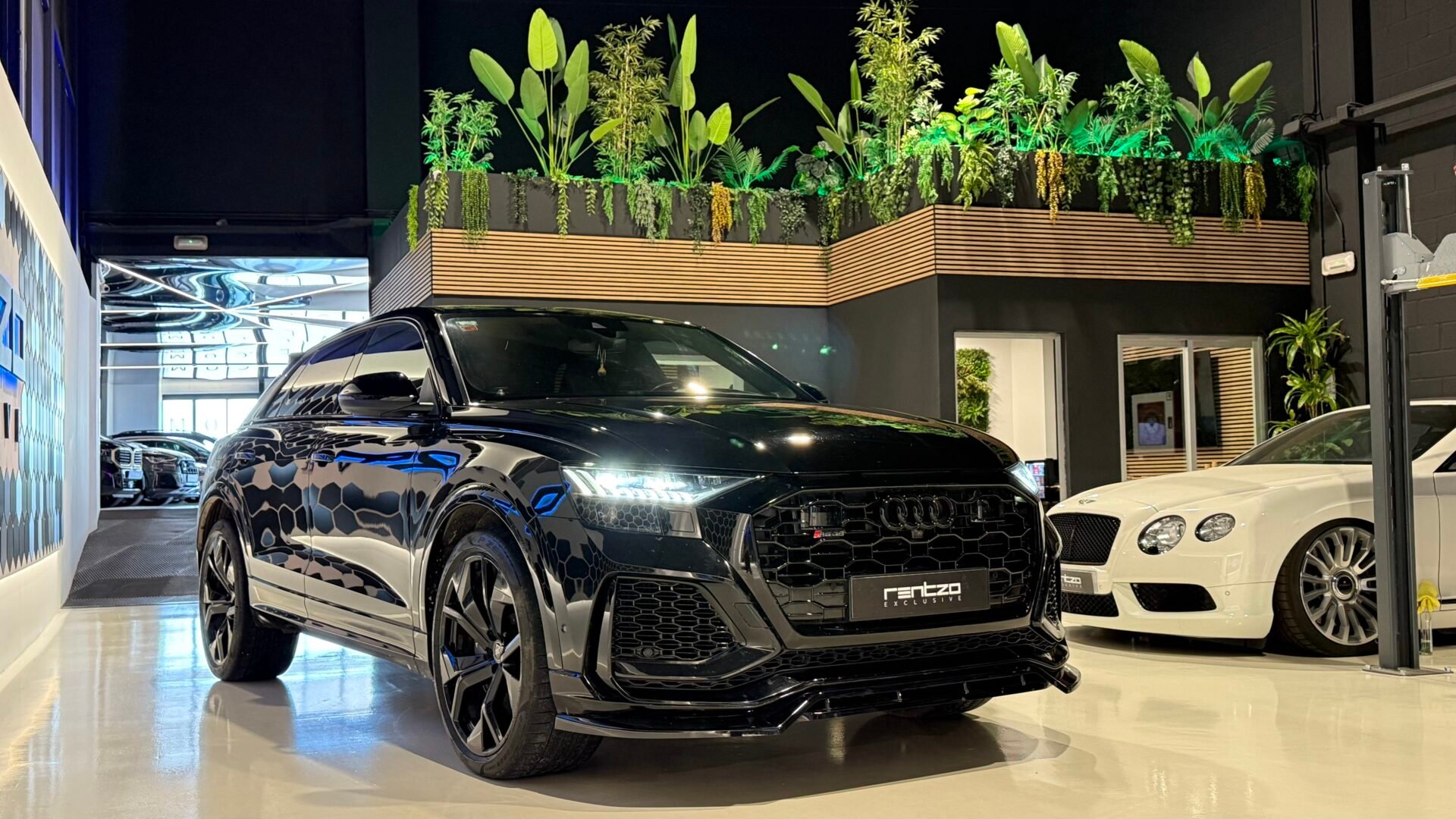 AUDI RS Q8