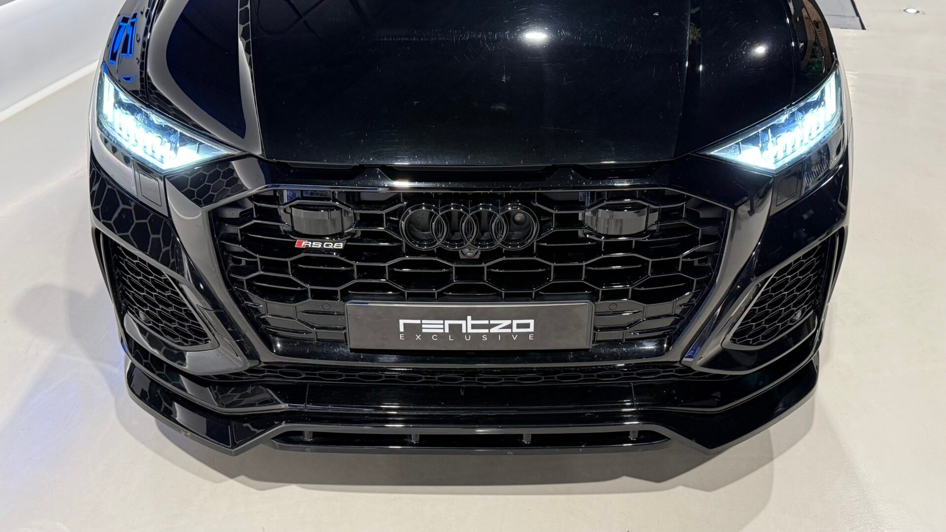 AUDI RS Q8