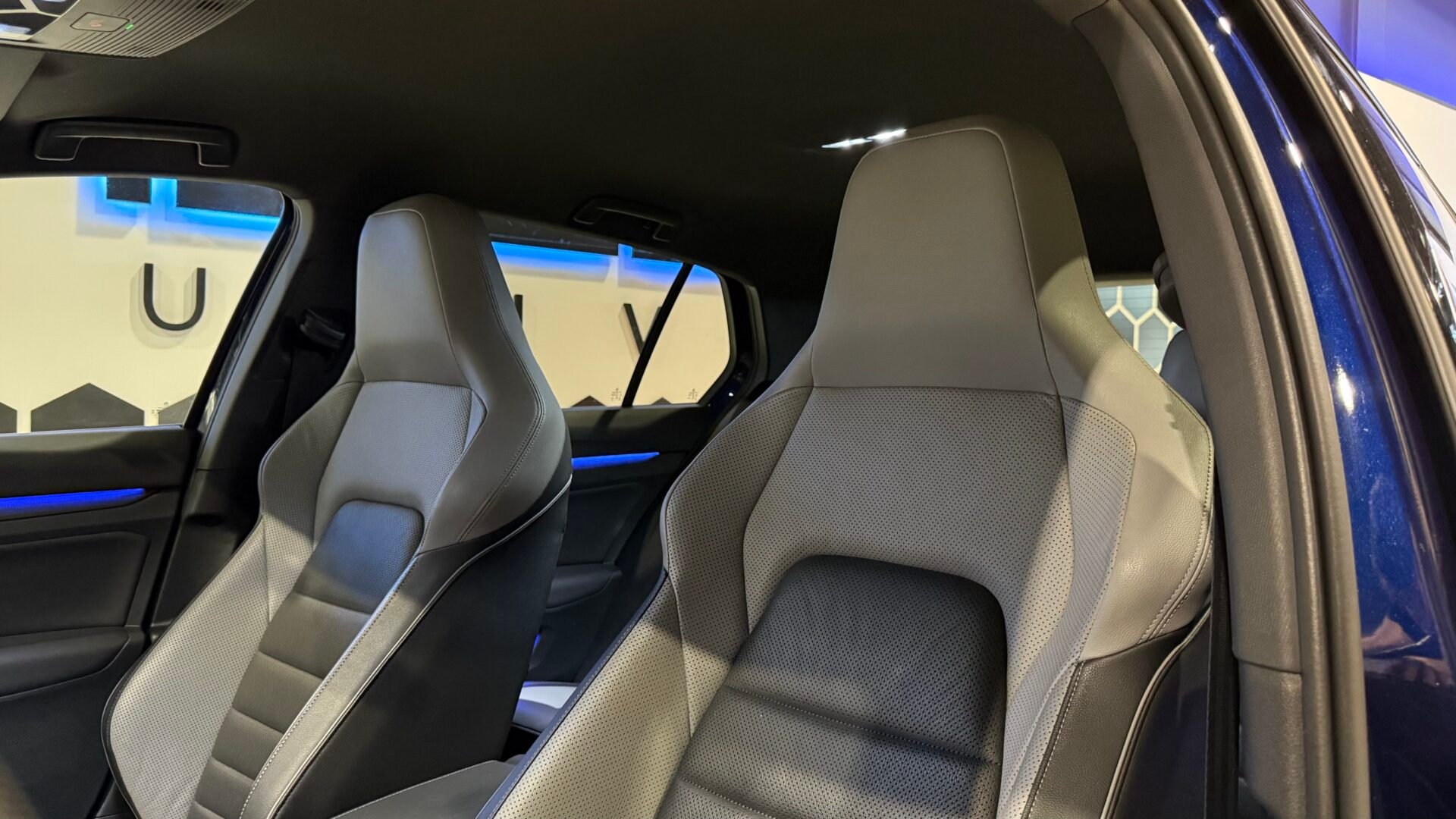 VOLKSWAGEN Golf 8 GTD 