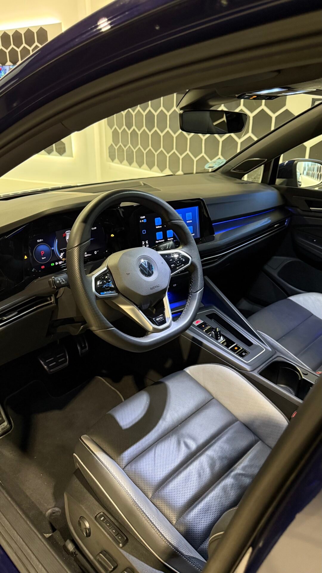 VOLKSWAGEN Golf 8 GTD 