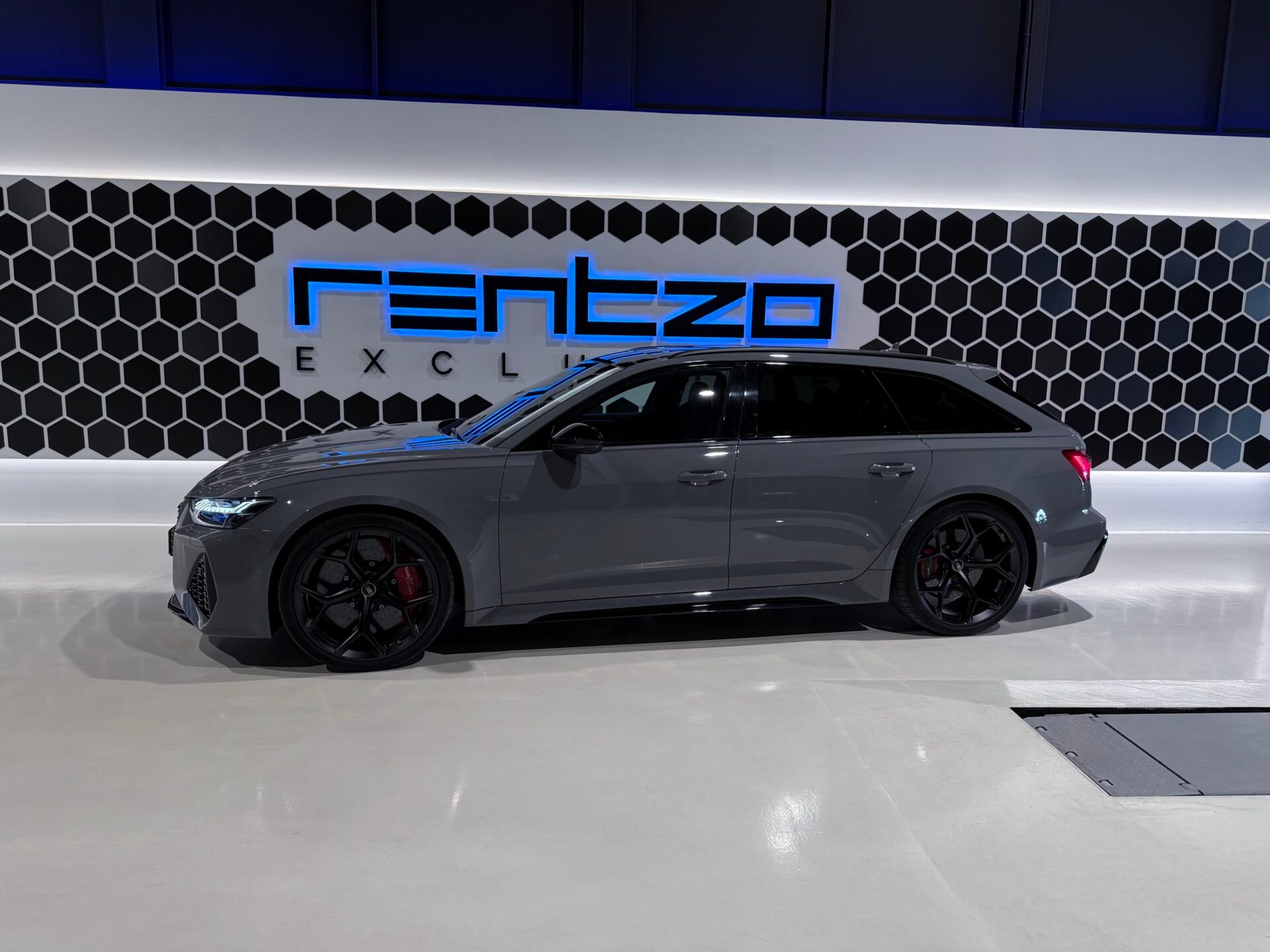 AUDI RS6 PERFORMANCE