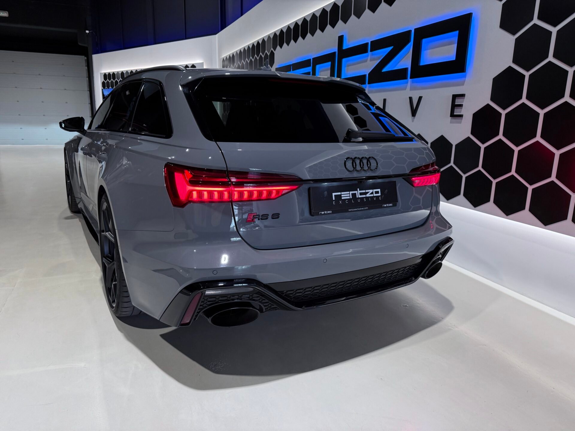 AUDI RS6 PERFORMANCE