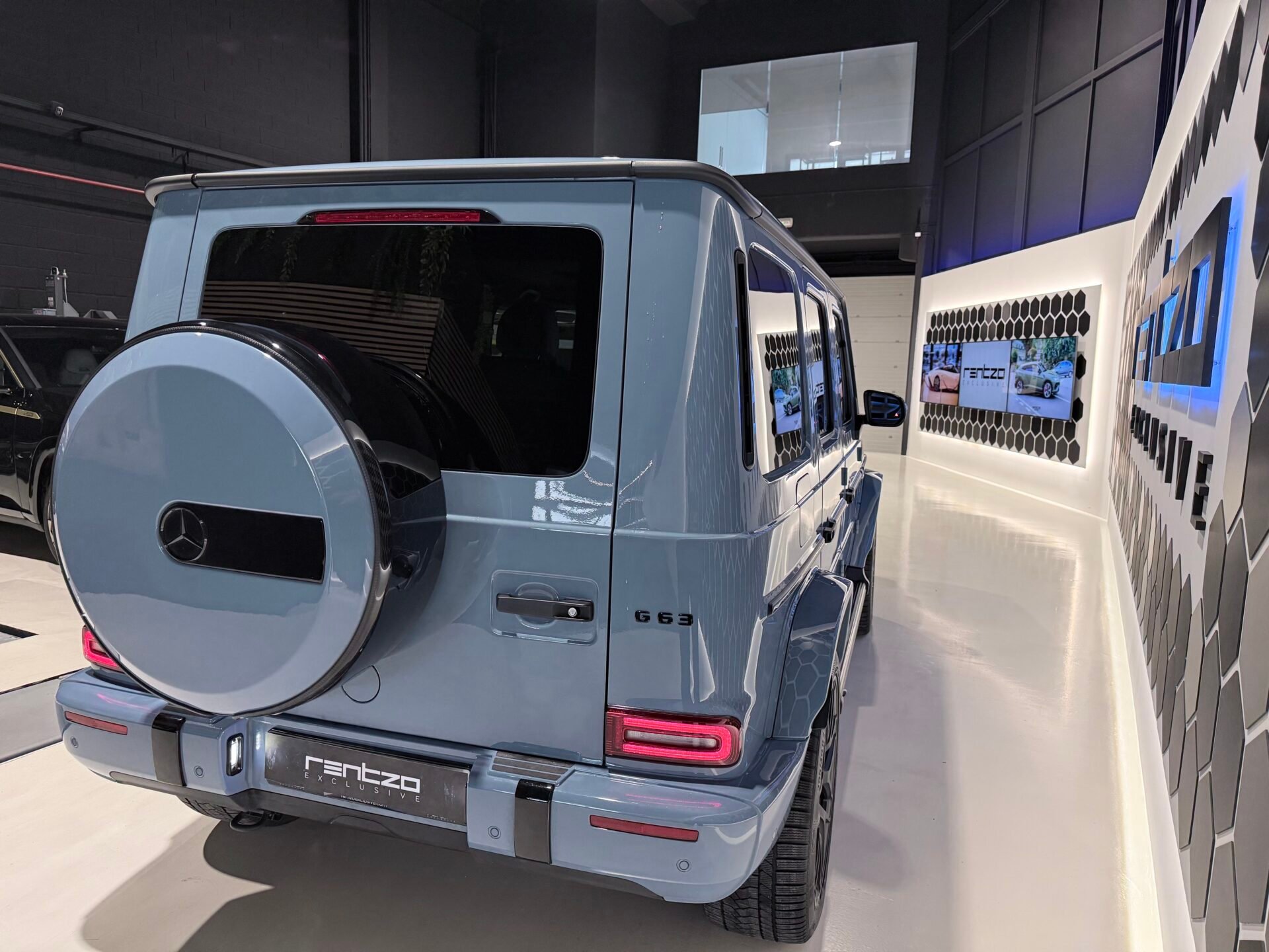 MERCEDES-BENZ 63 AMG 