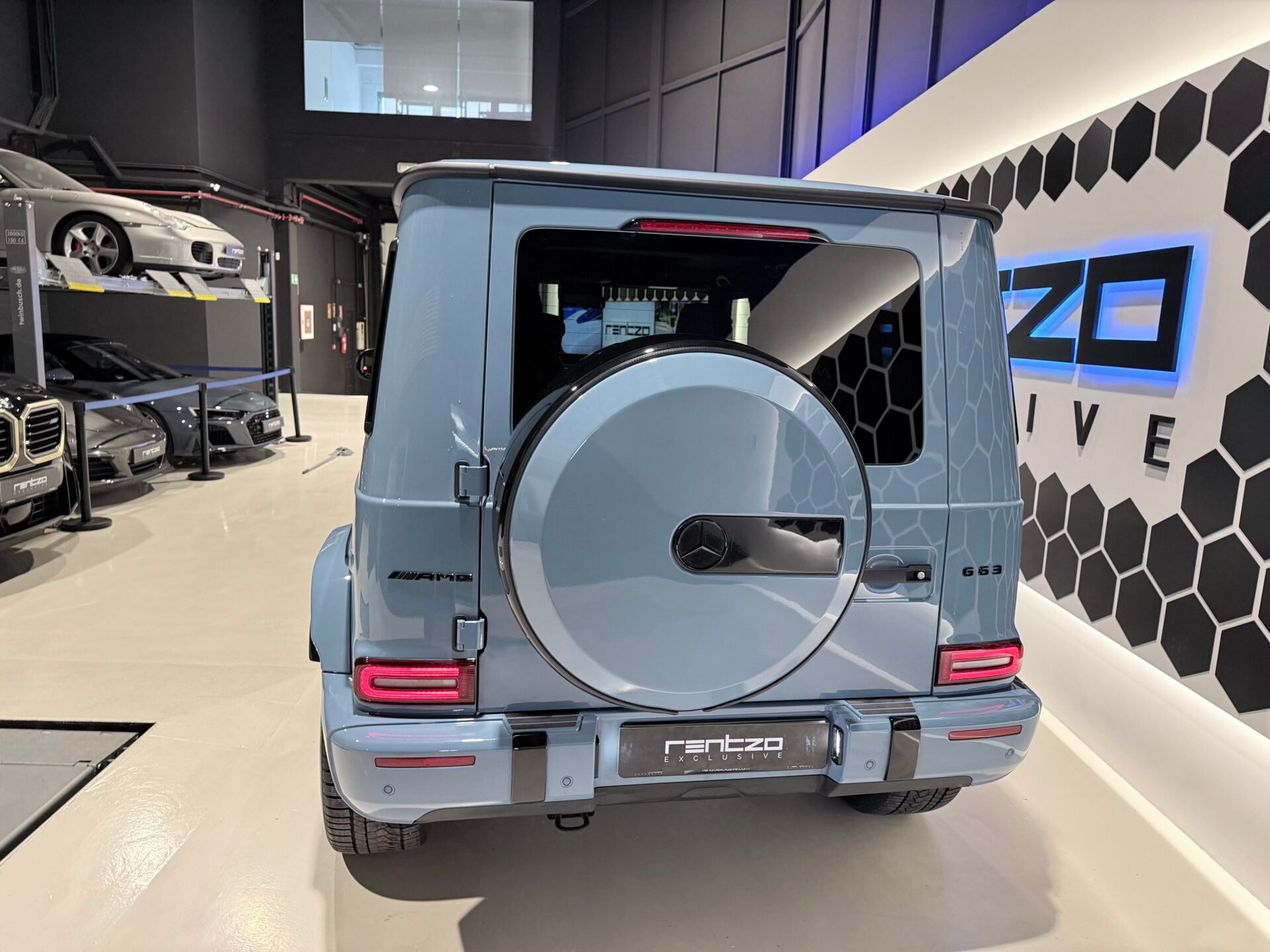 MERCEDES-BENZ 63 AMG 